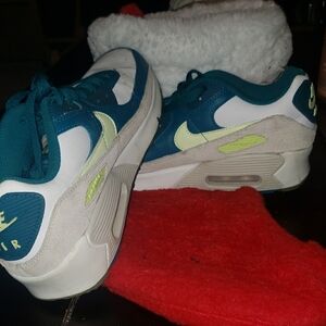 Nike Kids Sneakers in Teal and White